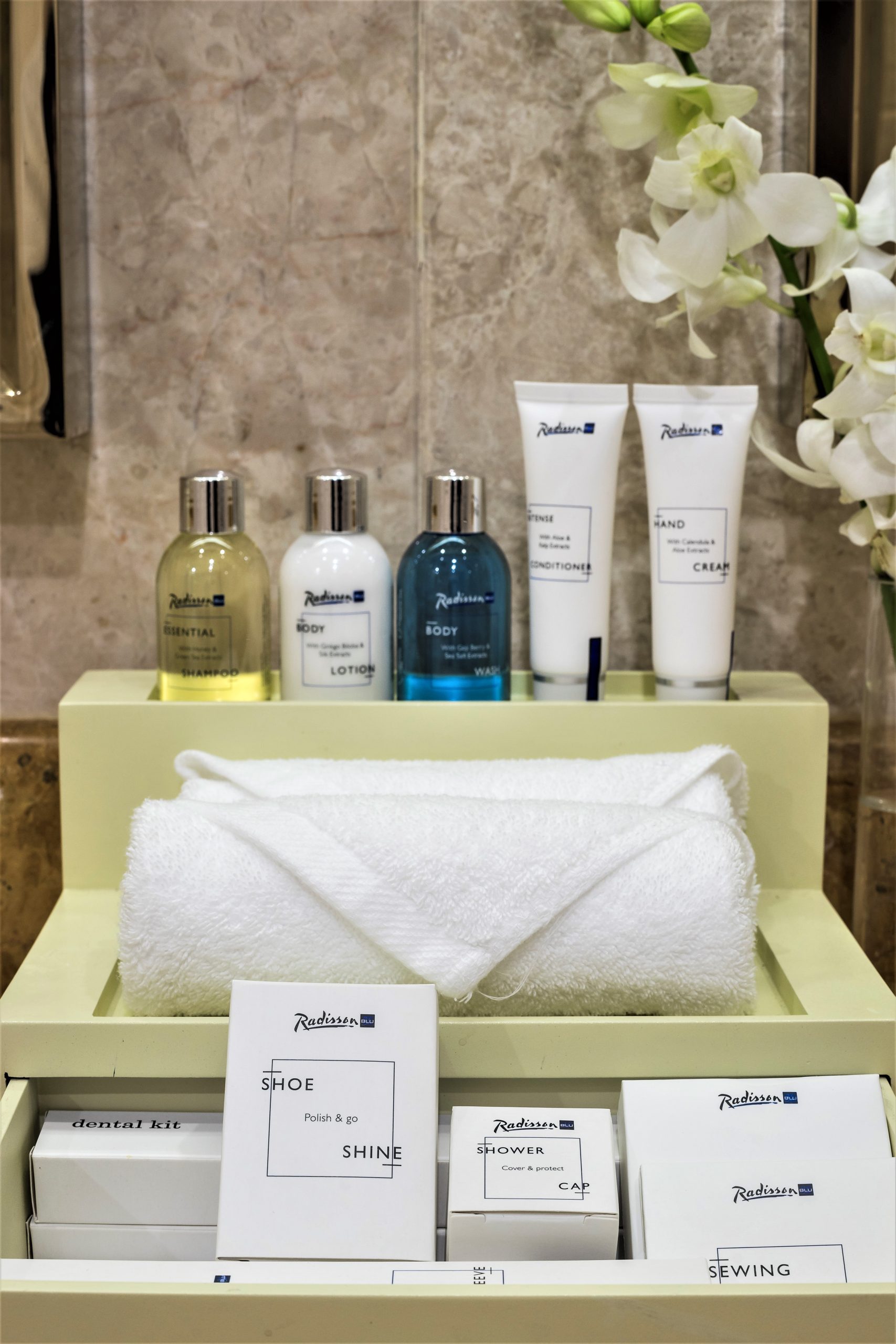 Phòng Deluxe với ban công tại Radisson Blu 5 Amenities