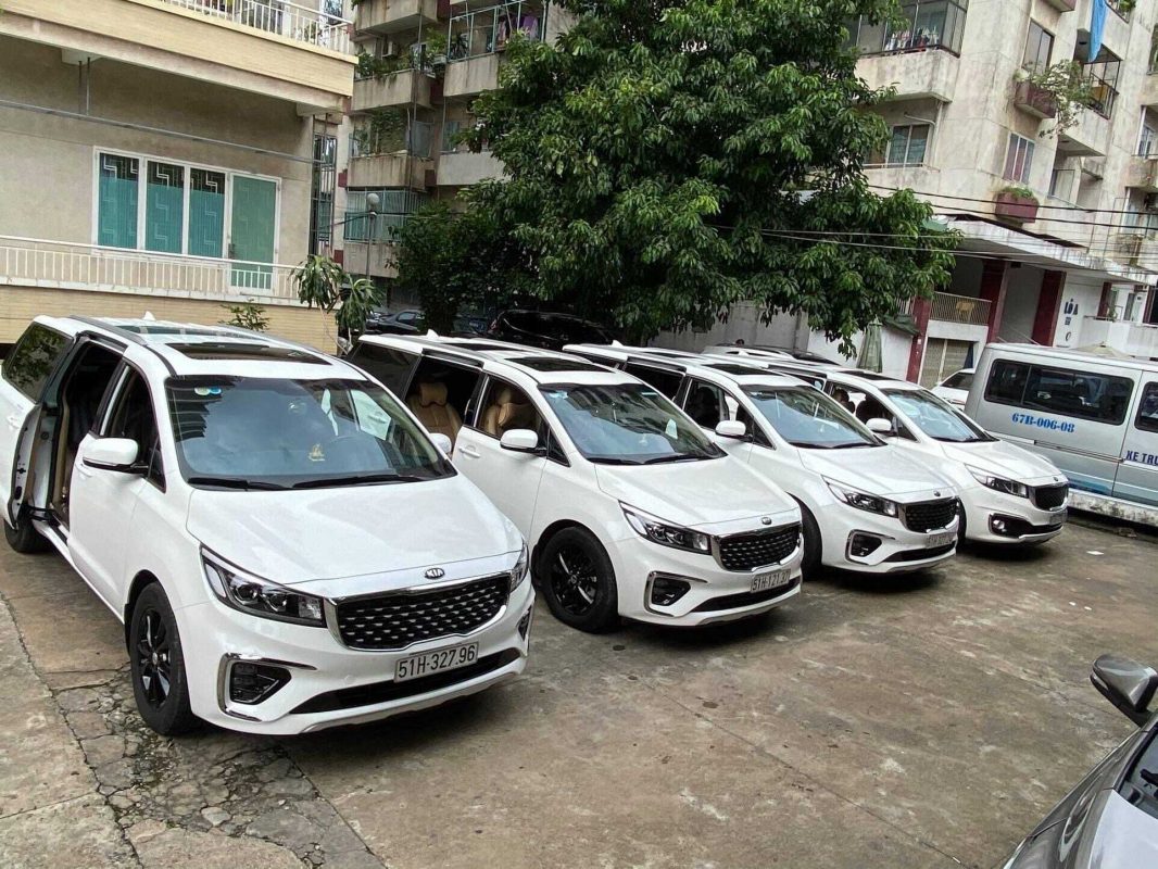 Thuê Xe Ô Tô 7 Chỗ 1066x800