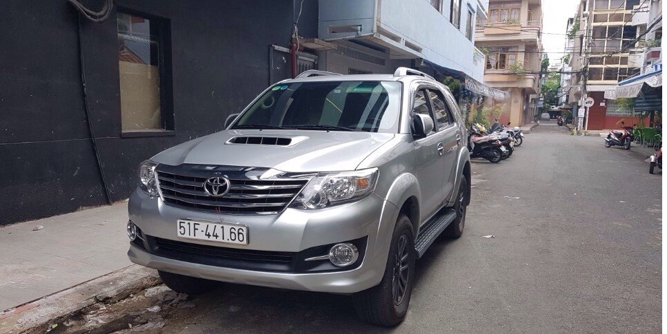 thuê xe 4-7-16-29-45 CHỖ 33 Thue Xe 4 7 16 29 45 Cho 16