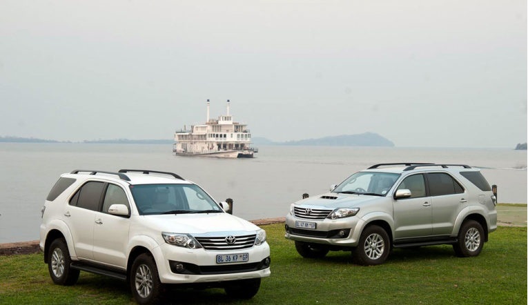 Thuê Xe 7 Chỗ Fortuner 19 Thue Xe 7 Cho Fortuner 9