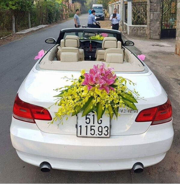 Thuê Xe Hoa Mui Trần 9 Thue Xe Hoa Mui Tran 2