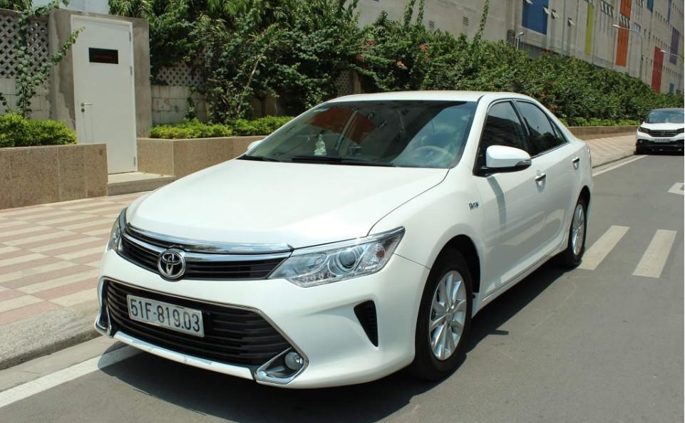 Thue Xe Toyota Camry Doi Moi 2