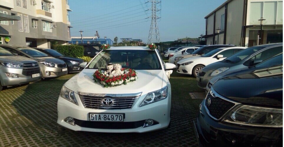 Thue Xe Toyota Camry Doi Moi 8